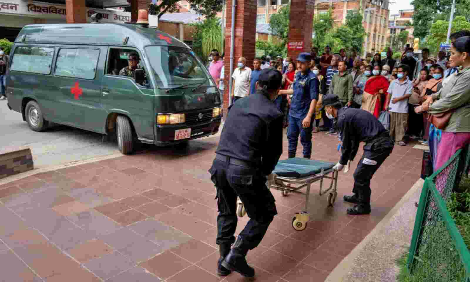 നേപ്പാള്‍ ബസ് അപകടം: മഹാരാഷ്ട്രയില്‍ നിന്നുള്ള 27 തീര്‍ഥാടകരുടെ മൃതദേഹങ്ങള്‍ ഇന്ന് നാട്ടിലെത്തിക്കും