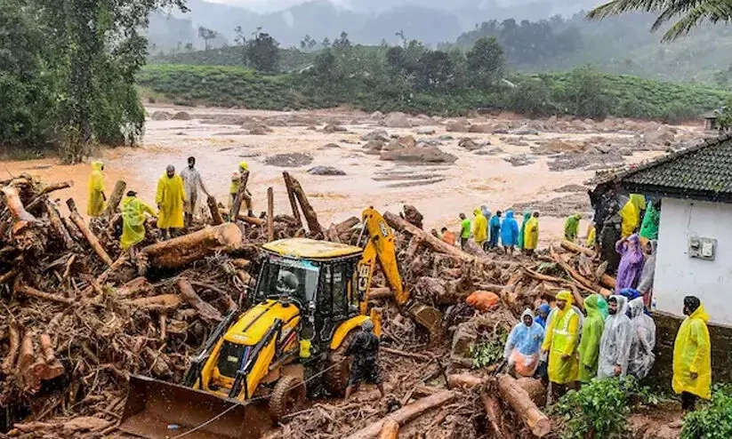 ഉരുള്‍പൊട്ടല്‍, മണ്ണിടിച്ചില്‍ ഭീഷണി; മുന്നില്‍ ഇടുക്കിയും വടക്കന്‍ ജില്ലകളും