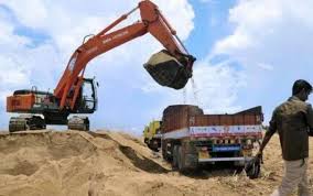 മണല്‍ പിടികൂടി; മണല്‍ ലോബി വീണ്ടും ശക്തമാകുന്നതായി സൂചന